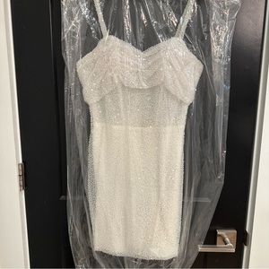LITTLE WHITE DRESS - wedding after party